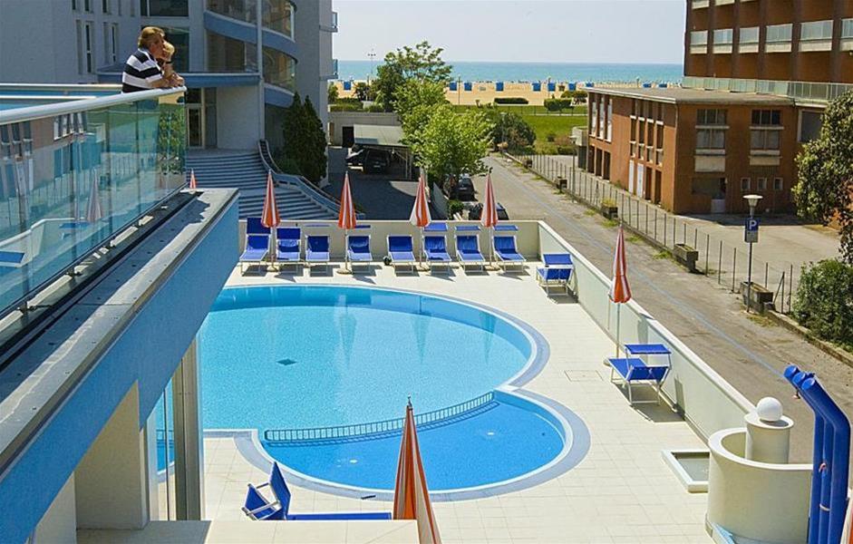 Hotel Parigi Bibione Exterior foto