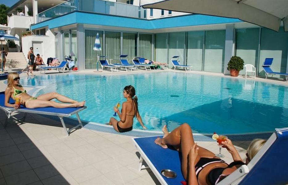 Hotel Parigi Bibione Exterior foto
